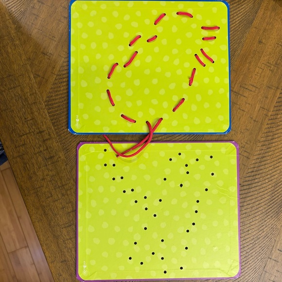 eeBoo lacing cards Friendly Bugs, discontinued, Y2K. 5 bright cards and laces. - Picture 8 of 11